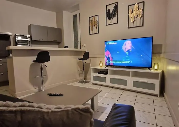 Appartement Cosy Proche De Toutes Commodites *